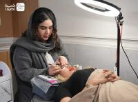 زیبایی مژه و ابرو با اکستنشن و لیفت به همراه آموزش