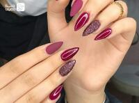 خدمات تخصصی ناخن سوگل
