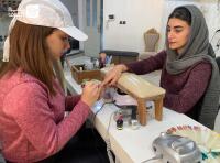 خدمات تخصصی ناخن ناز