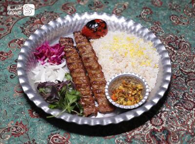 تخفیف ویژه برای انواع چلوکباب، دیزی و غذاهای متنوع سنتی در شیراز