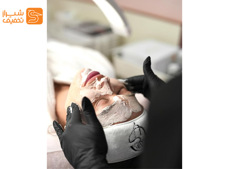 پاکسازی عمیق پوست با فیشیال تخصصی