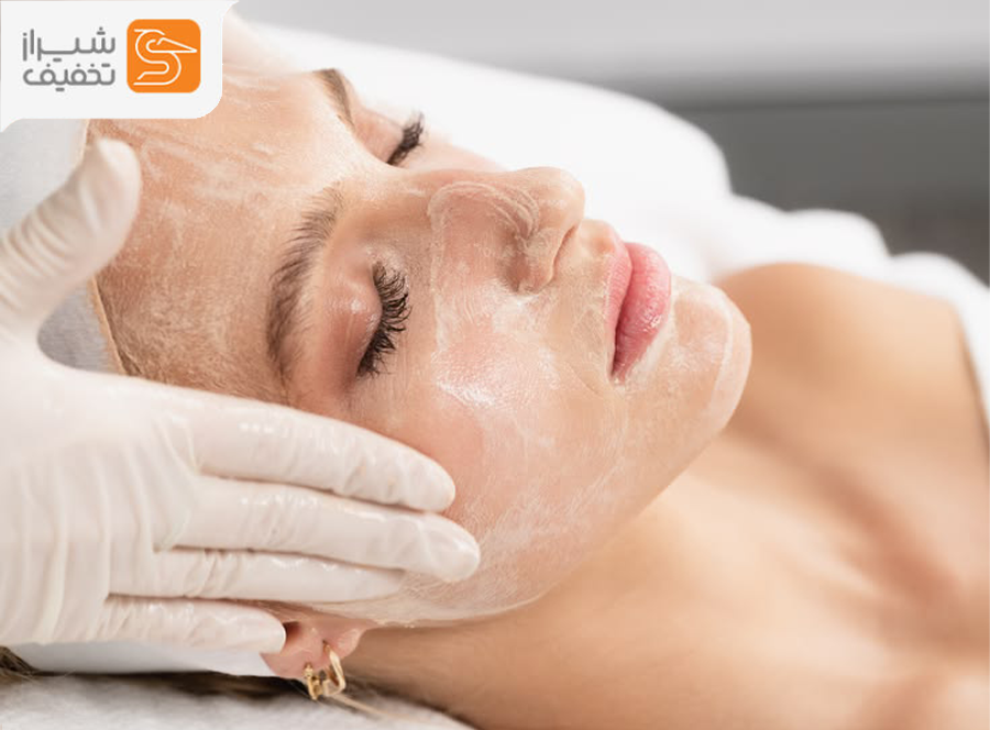 پاکسازی عمیق پوست با فیشیال تخصصی
