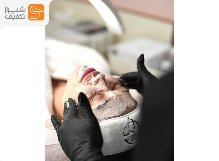 درماکسی و فیشیال تخصصی و زیبایی پوست