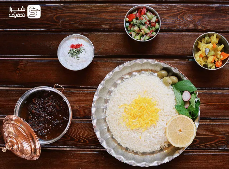 کافه رستوران سپهری - سه راه نمازی